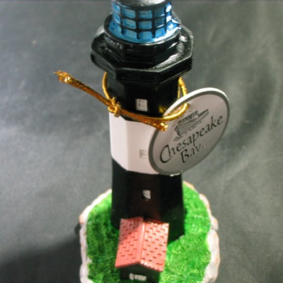 Lighthouse Model of the TYBEE ISLAND LIGHT. Georgia Chesapeake Bay Quality - Picture 1 of 3